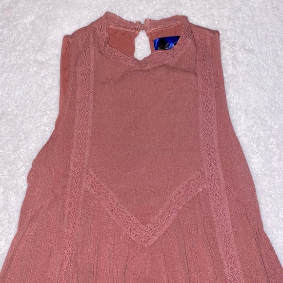 Francesca’s Dress - Picture 2 of 8